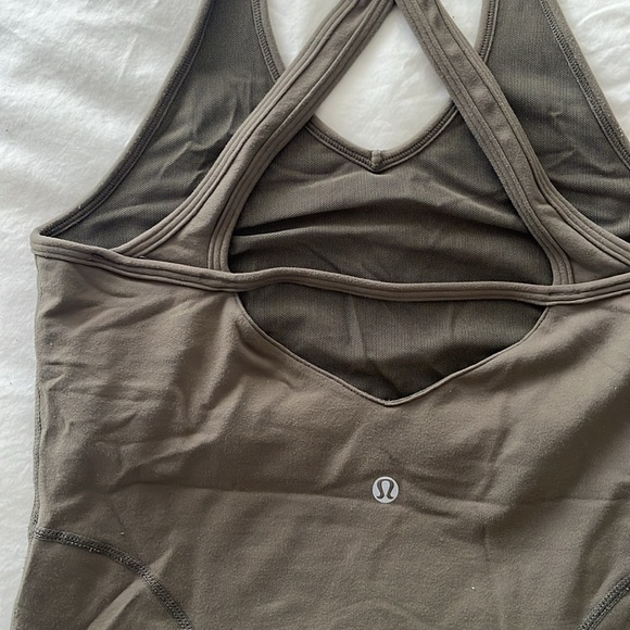 Lululemon Cross-Back Tank Top - Picture 5 of 7